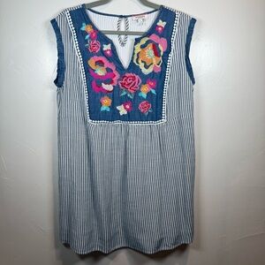 Andree by Unit Railroad Stripe Short Sleeve Tunic with Embroidered Florals Large